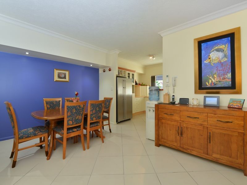 408/2 Greenslopes Street, Cairns North QLD 4870