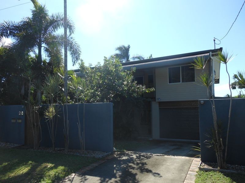Aeroglen QLD 4870