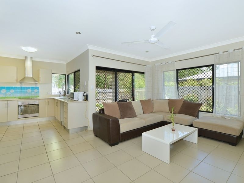 6/21 Giffin Road, White Rock QLD 4868