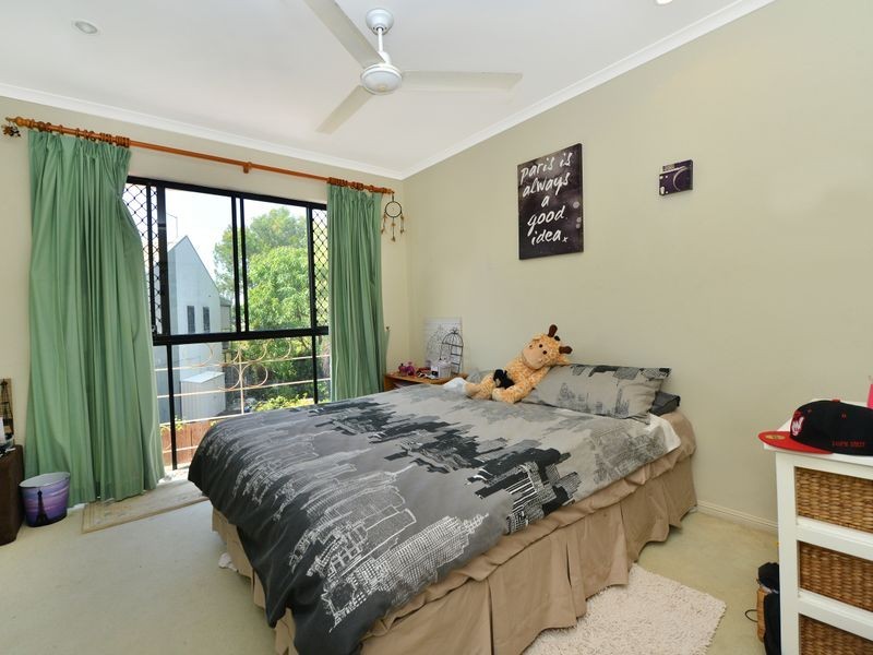 4/21 Hibiscus Lane, Holloways Beach QLD 4878