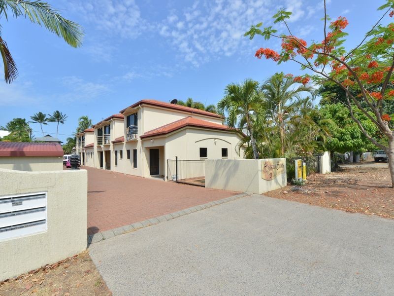 4/21 Hibiscus Lane, Holloways Beach QLD 4878