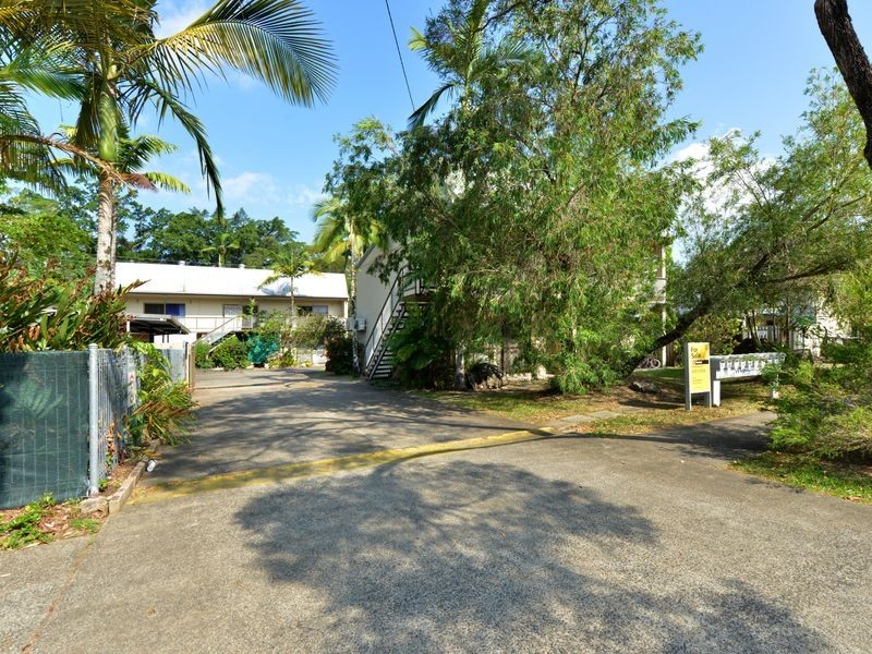 8/2 McPherson Close, Edge Hill QLD 4870