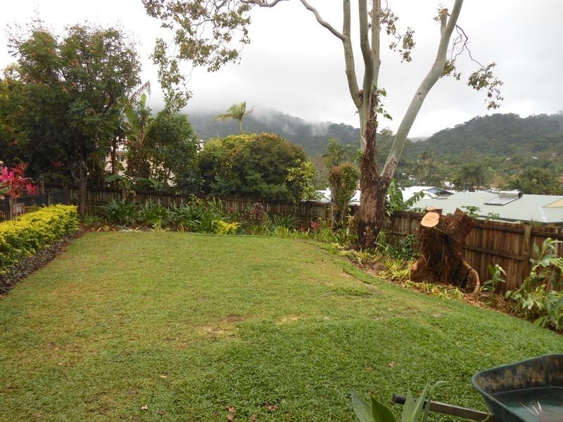 6 Curlewis Close, Brinsmead QLD 4870