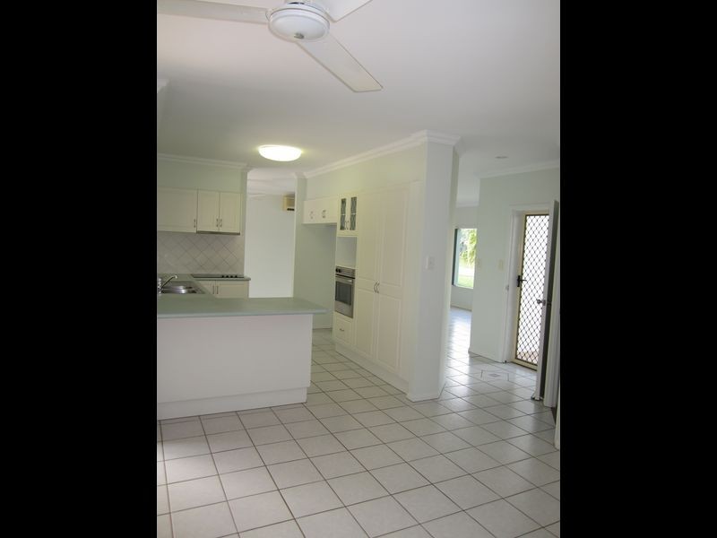 12 Kipling Street, Brinsmead QLD 4870