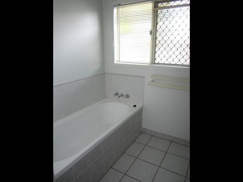 12 Kipling Street, Brinsmead QLD 4870