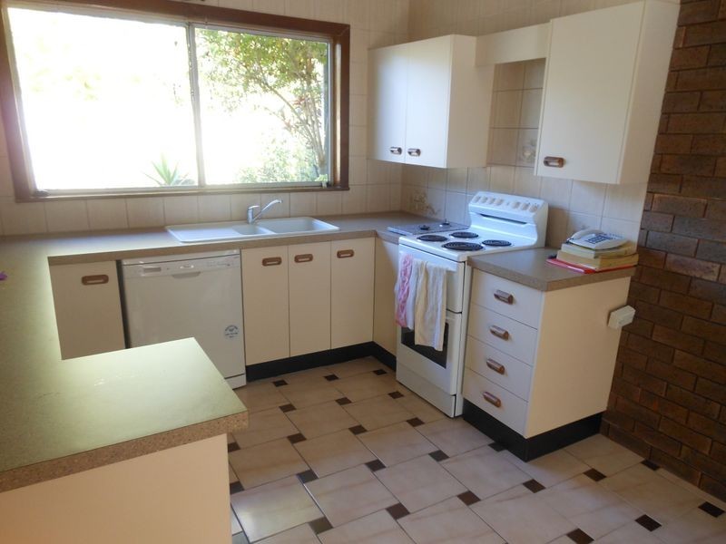 73 Clarke Street, Manunda QLD 4870