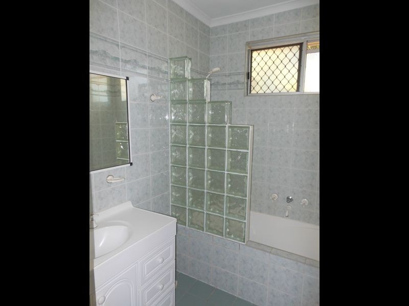 73 Clarke Street, Manunda QLD 4870