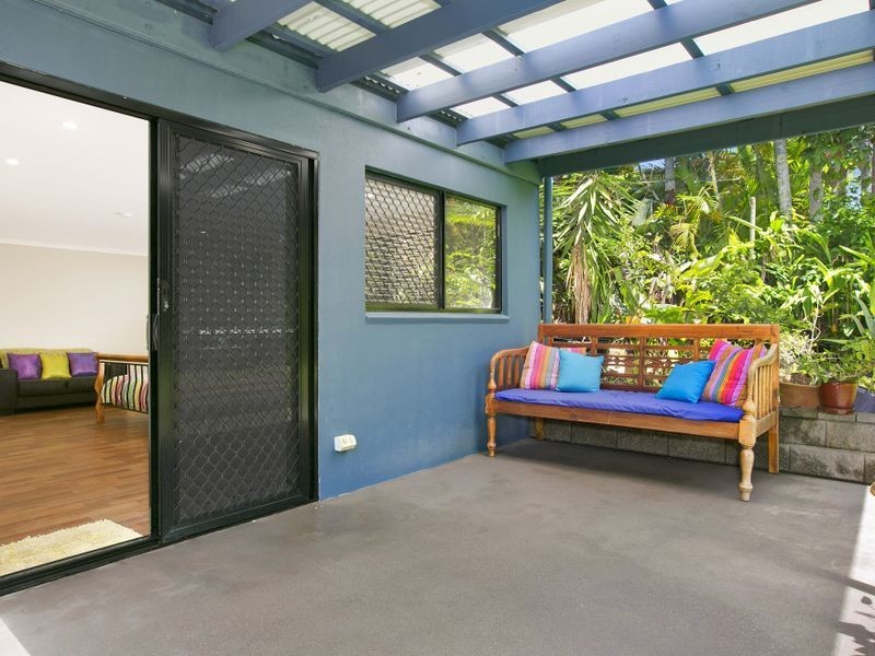 20 McHugh Crescent, Whitfield QLD 4870