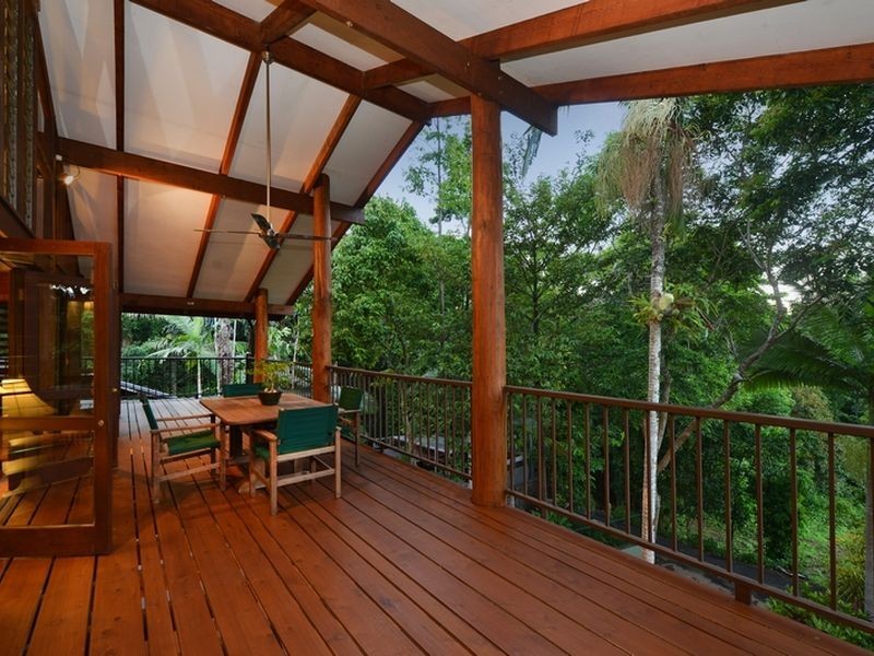 1 Stuart Street, Edge Hill QLD 4870