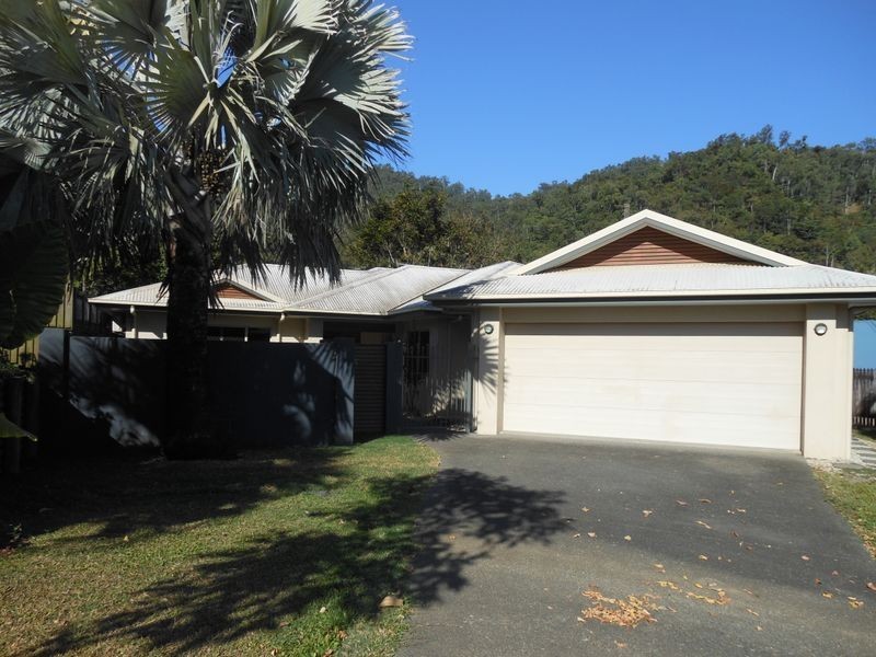 37 West Park Ridge Drive, Brinsmead QLD 4870