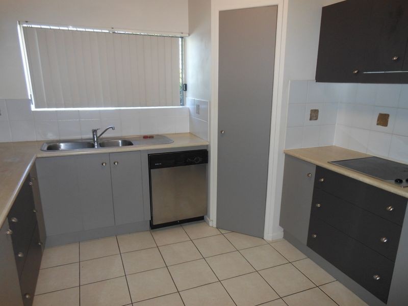 37 West Park Ridge Drive, Brinsmead QLD 4870