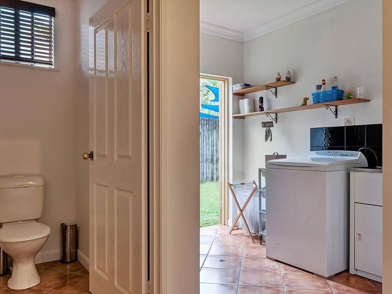 4 Argyle Close, Edge Hill QLD 4870