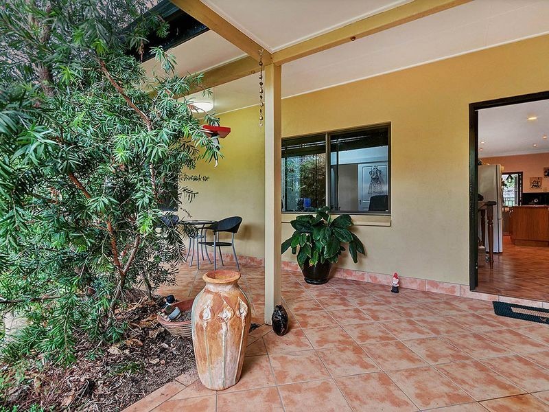 4 Argyle Close, Edge Hill QLD 4870