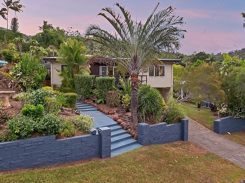 39 Ponticello Street, Whitfield QLD 4870