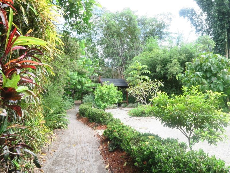 38 Smith Street, Cairns North QLD 4870