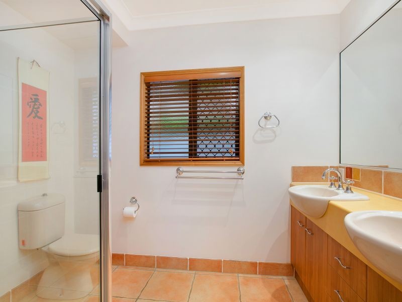 53 Fairley Street, Redlynch QLD 4870