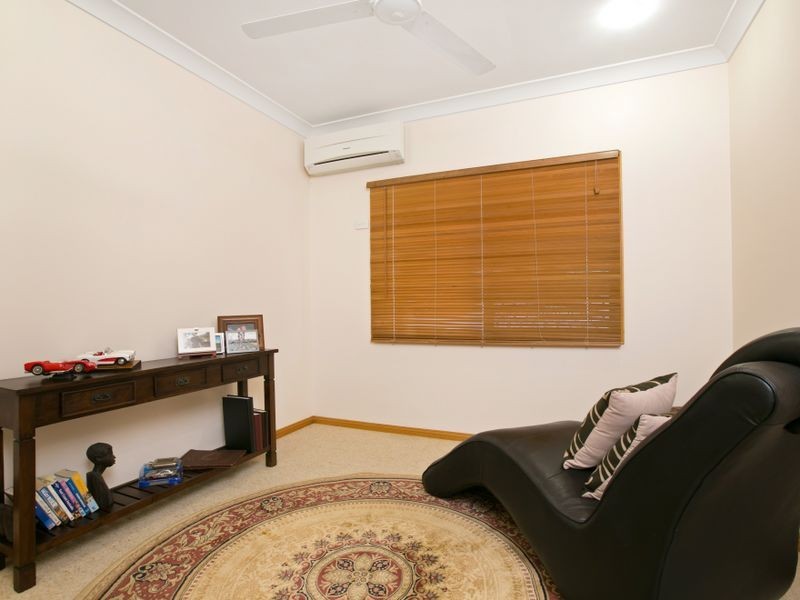 53 Fairley Street, Redlynch QLD 4870