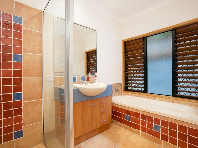 53 Fairley Street, Redlynch QLD 4870