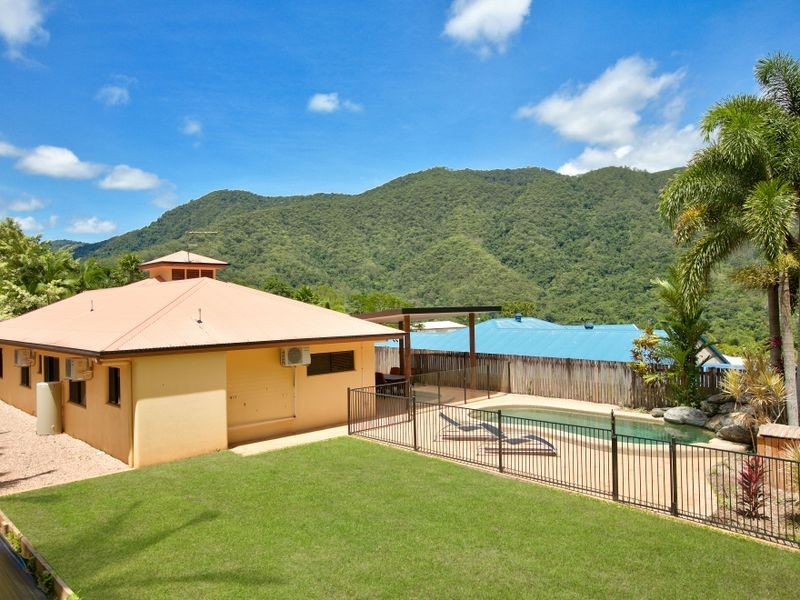 53 Fairley Street, Redlynch QLD 4870