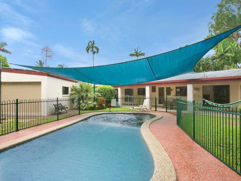 18 Bataan Close, Trinity Park QLD 4879