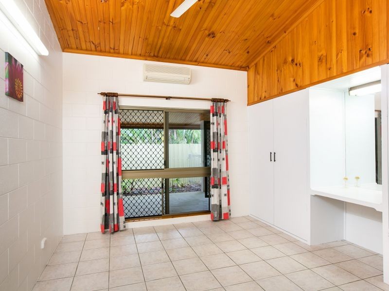 18 Bataan Close, Trinity Park QLD 4879