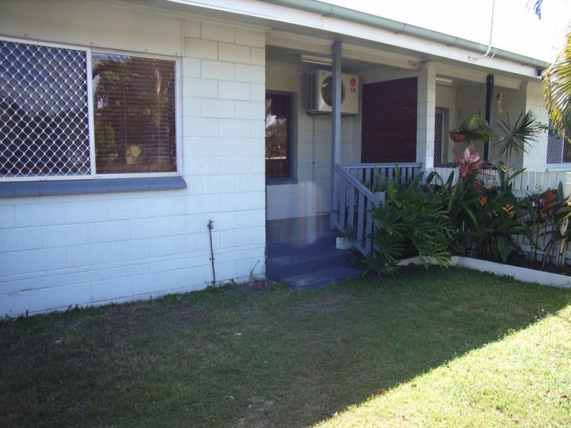 2/41 Sperring Street, Manunda QLD 4870