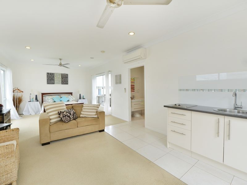 15 Propeller Court, Trinity Beach QLD 4879