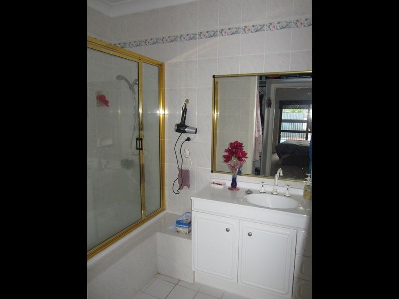 30 Montrose Avenue, Edge Hill QLD 4870