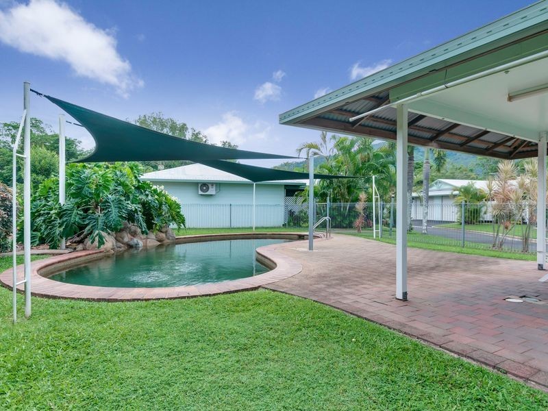 11/60-68 Swallow Street, Mooroobool QLD 4870