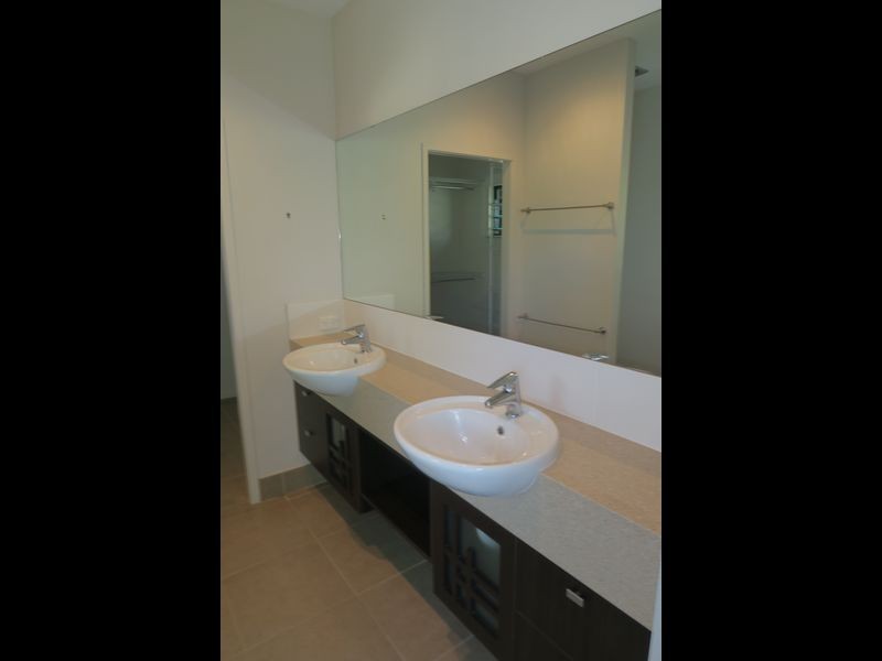 6 Sherbrook Close, Brinsmead QLD 4870