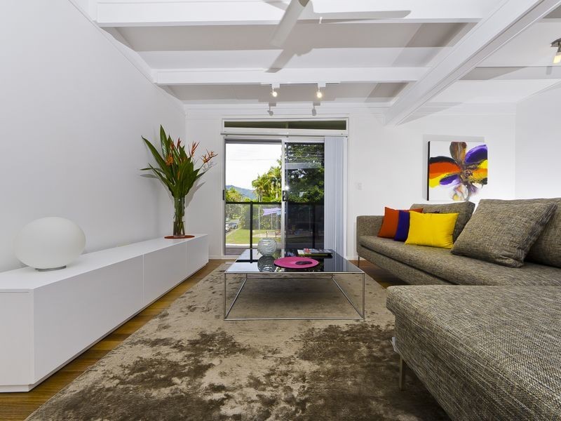 366 Pease Street, Edge Hill QLD 4870