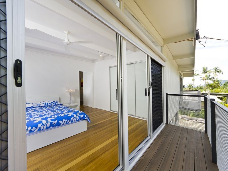 366 Pease Street, Edge Hill QLD 4870