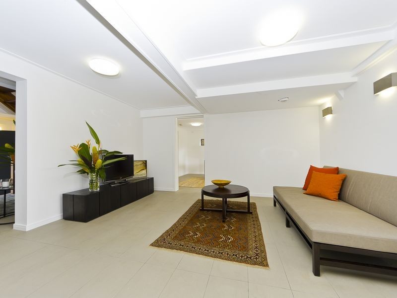 366 Pease Street, Edge Hill QLD 4870