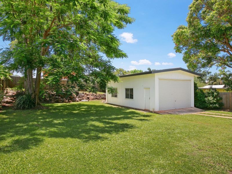 366 Pease Street, Edge Hill QLD 4870