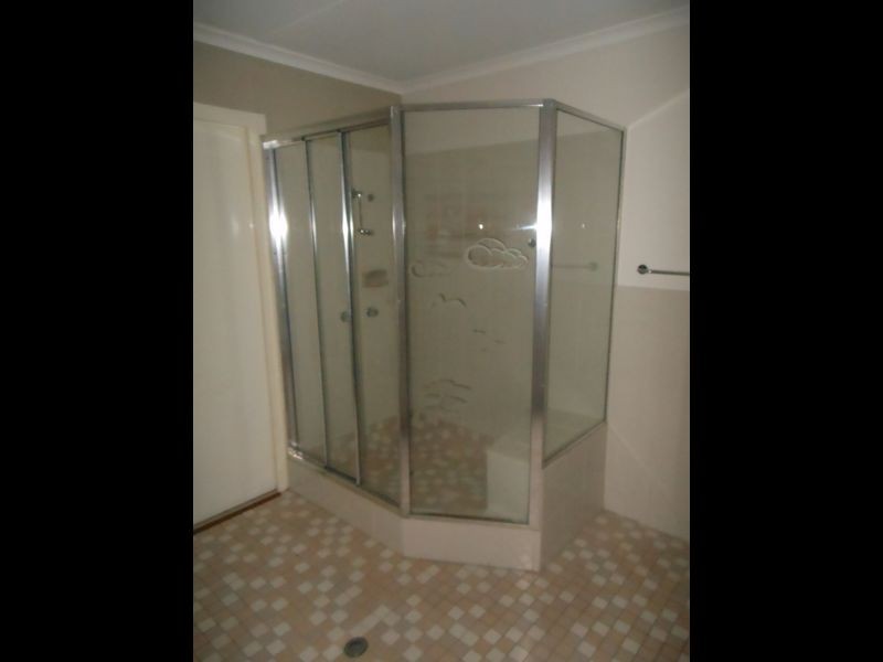 6 Hook Close, Brinsmead QLD 4870