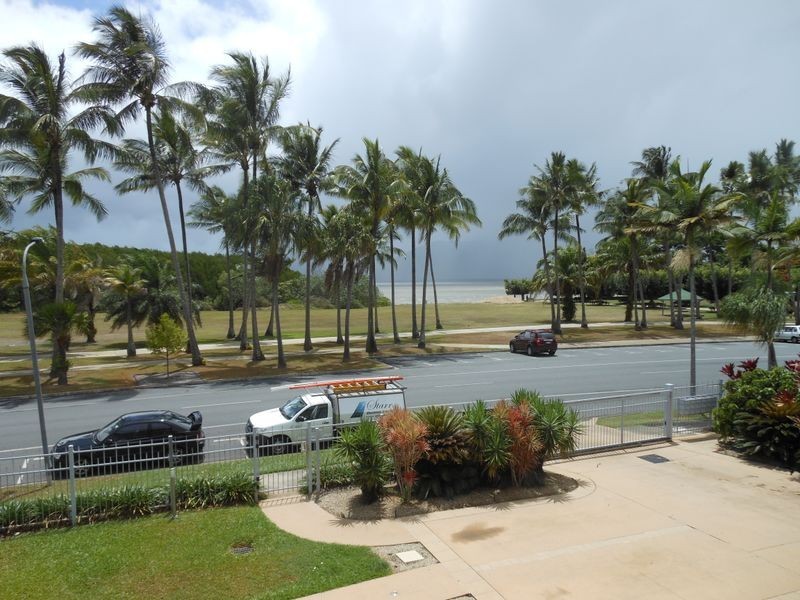 8/291 Esplanade, Cairns North QLD 4870