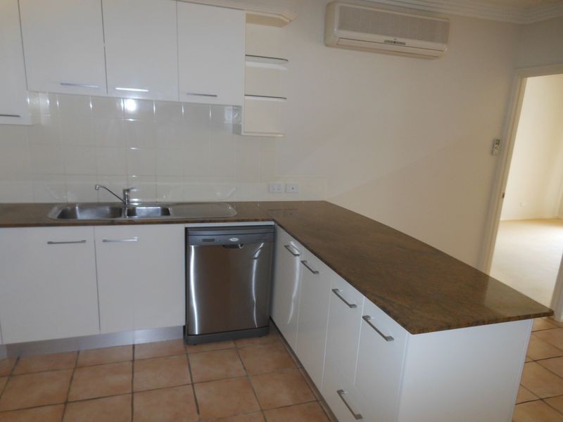 8/291 Esplanade, Cairns North QLD 4870