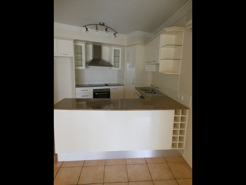 8/291 Esplanade, Cairns North QLD 4870