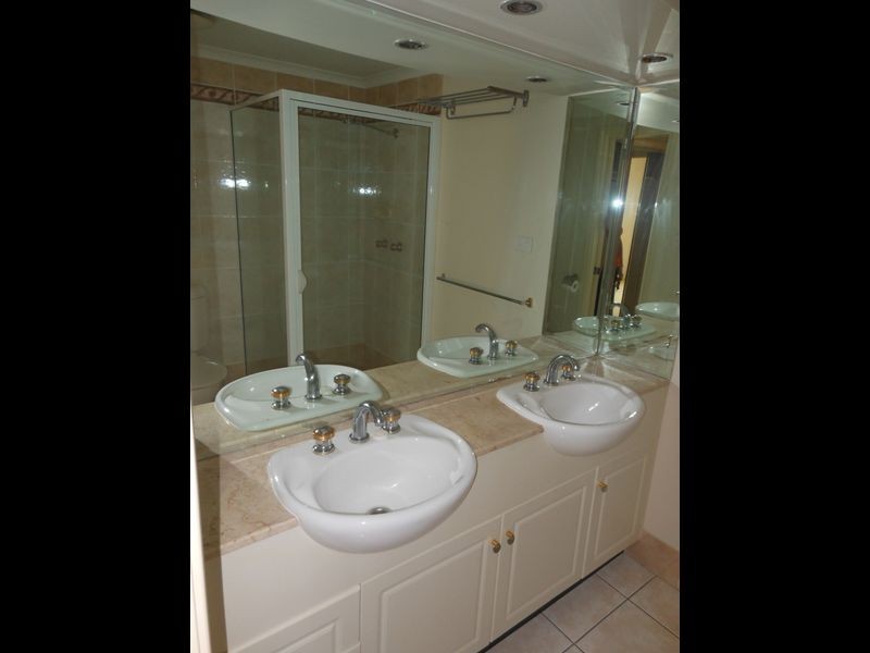 8/291 Esplanade, Cairns North QLD 4870