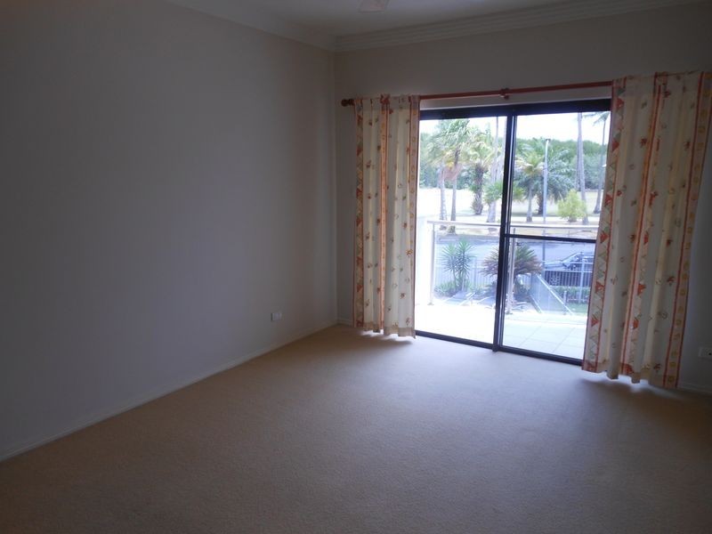 8/291 Esplanade, Cairns North QLD 4870