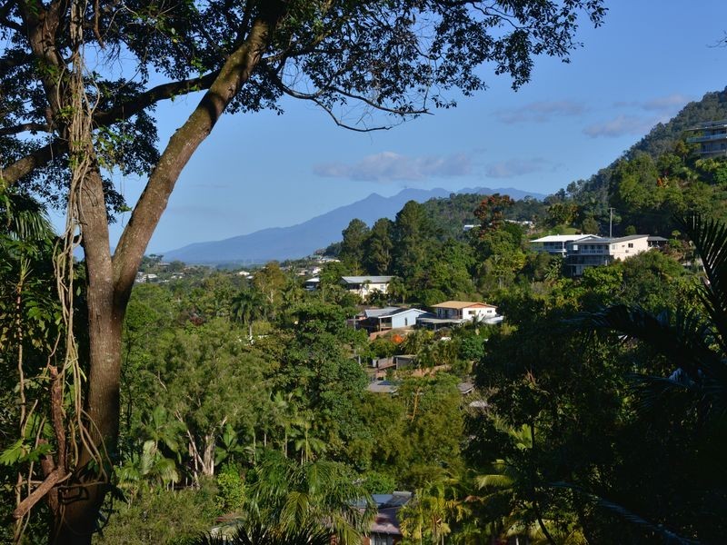 7 Alpha Close, Bayview Heights QLD 4868