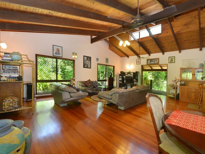 7 Alpha Close, Bayview Heights QLD 4868