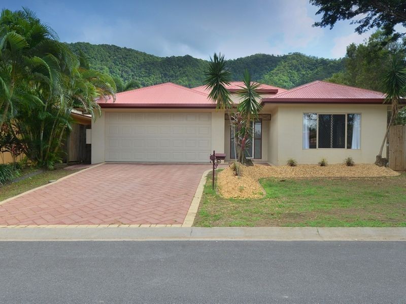 6 Beck Close, Bentley Park QLD 4869