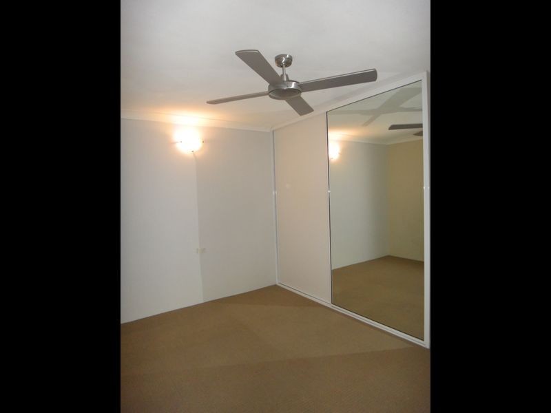 2/292 Sheridan Street, Cairns North QLD 4870