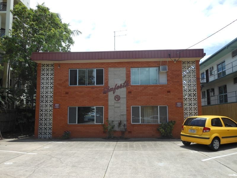 2/292 Sheridan Street, Cairns North QLD 4870