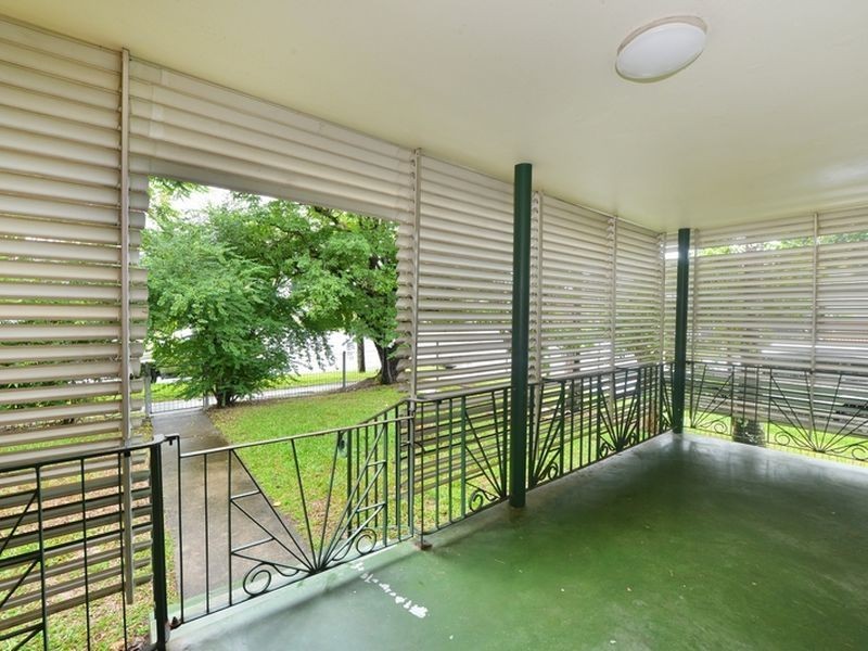 165 Hoare Street, Manunda QLD 4870