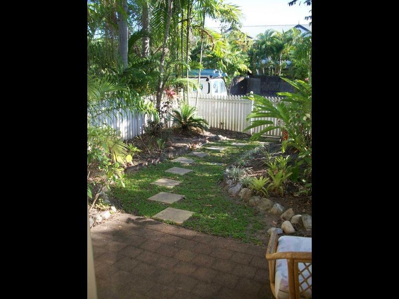 4/10 Grantala Street, Manoora QLD 4870