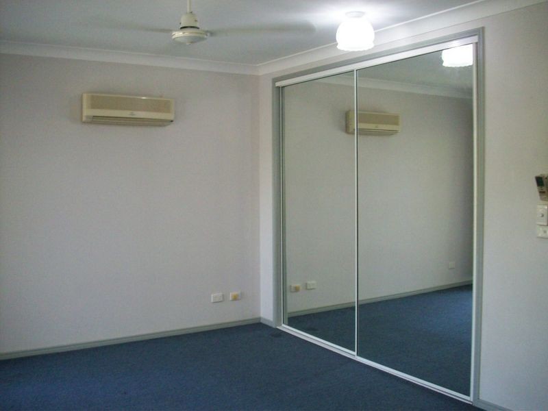 4/10 Grantala Street, Manoora QLD 4870