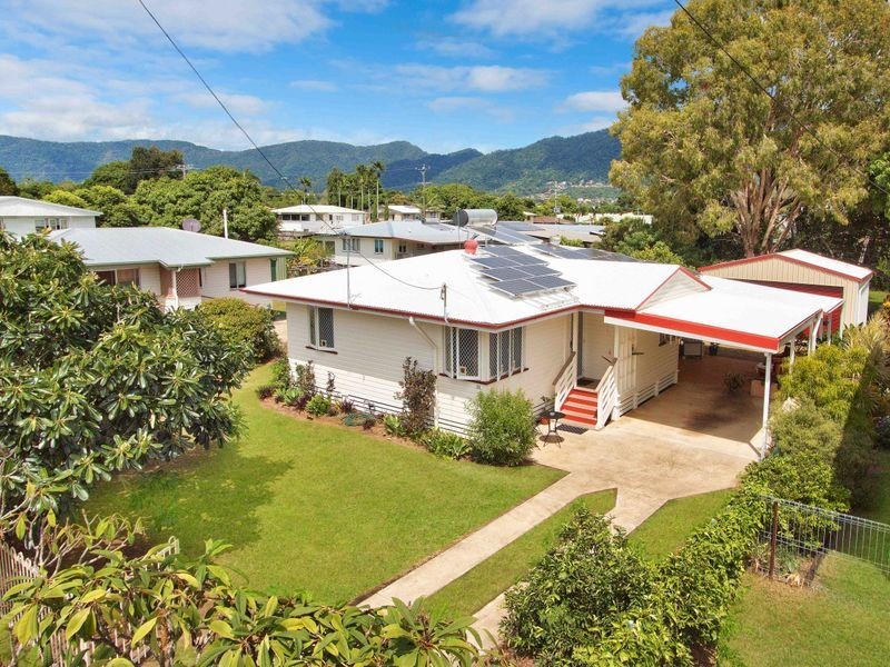 31 Clarke Street, Manunda QLD 4870