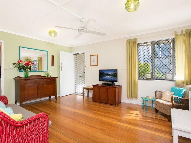 31 Clarke Street, Manunda QLD 4870